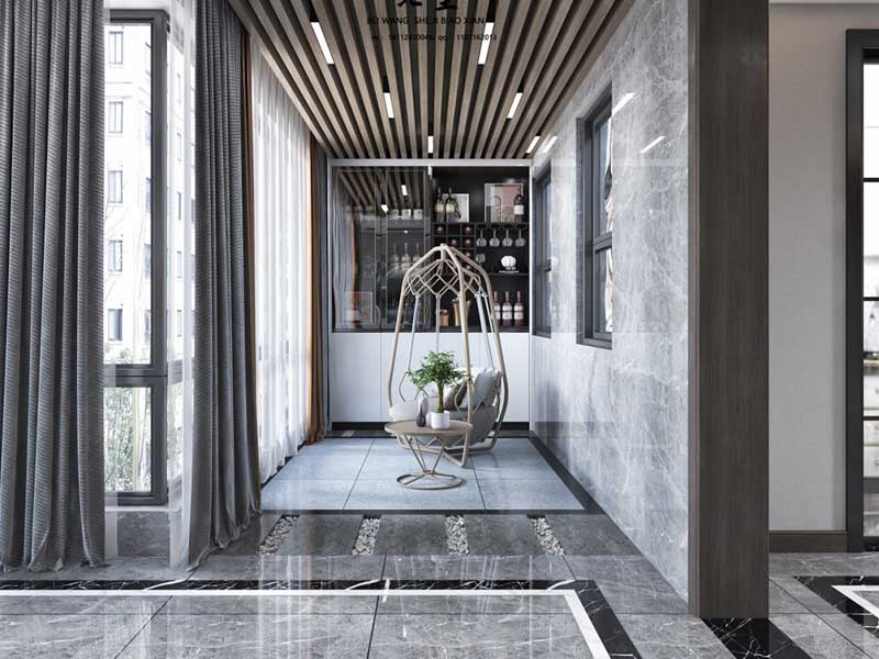 我們平時(shí)接觸到的公寓樓裝修中，對(duì)于陽(yáng)臺(tái)應(yīng)不應(yīng)該封起來(lái)這個(gè)問(wèn)題，每個(gè)人都有自己的想法，今天我們從陽(yáng)臺(tái)不封怎么避免飄雨，不封陽(yáng)臺(tái)又安全的方法，經(jīng)濟(jì)實(shí)惠的封陽(yáng)臺(tái)辦法這3方面來(lái)討論一下，看看陽(yáng)臺(tái)到底需不需要封起來(lái)，  陽(yáng)臺(tái)不封怎么避免飄雨  解決陽(yáng)臺(tái)飄雨的問(wèn)題，普遍的辦法是安裝遮雨棚，家用的遮雨棚不僅可以防曬，還可以阻擋一部分雨水進(jìn)屋內(nèi)，不過(guò)遇到刮風(fēng)下雨的天氣時(shí)，不太實(shí)用了。建議選擇用一體式的陽(yáng)臺(tái)簾子，晴天可以把簾子拉起來(lái)，暴雨天的時(shí)候把簾子放下來(lái)也不用擔(dān)心雨水進(jìn)入到屋內(nèi)。  不封陽(yáng)臺(tái)又安全的方法  很多家庭選項(xiàng)把陽(yáng)臺(tái)封起來(lái)的理由是擔(dān)心不安全，其實(shí)不封陽(yáng)臺(tái)又安全的方法也很簡(jiǎn)單，選擇在陽(yáng)臺(tái)安裝落地窗，可以同時(shí)兼顧安全和通風(fēng)的兩方面，也不用擔(dān)心暴雨天會(huì)飄雨進(jìn)屋內(nèi)。而且從另一方面，也可以讓室內(nèi)的采光度更好，提升房屋居住的幸福度。  經(jīng)濟(jì)實(shí)惠的封陽(yáng)臺(tái)辦法  目前我們生活中常常見(jiàn)到的封陽(yáng)臺(tái)的辦法是，用塑鋼窗把陽(yáng)臺(tái)包進(jìn)來(lái)，不過(guò)由于塑鋼容易變形和老化，所以壽命較短。斷橋鋁合金窗戶(hù)不同了，不僅隔音和保溫性好，還更能穩(wěn)固，而且使用壽命長(zhǎng)，是眾多封陽(yáng)臺(tái)材料中性?xún)r(jià)比高的材料。  通過(guò)以上陽(yáng)臺(tái)不封怎么避免飄雨，不封陽(yáng)臺(tái)又安全的方法，經(jīng)濟(jì)實(shí)惠的封陽(yáng)臺(tái)辦法三方面的討論，相信你對(duì)陽(yáng)臺(tái)到底有沒(méi)有需要封起來(lái)這個(gè)問(wèn)題也有了自己的看法，希望可以幫到你哦。