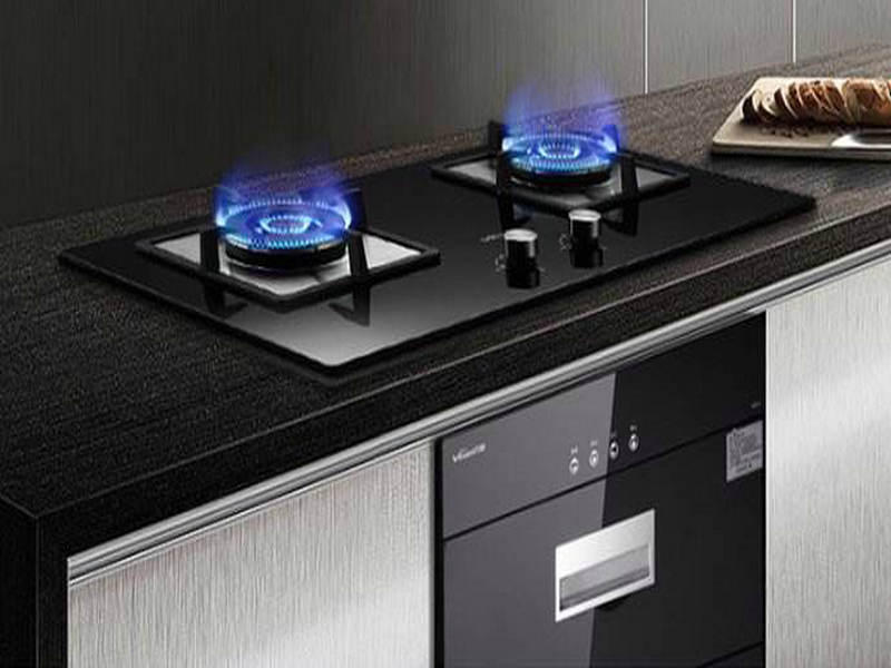 太原燃?xì)庠罹S修哪個公司好,太原燃?xì)庠畎惭b人工費多少