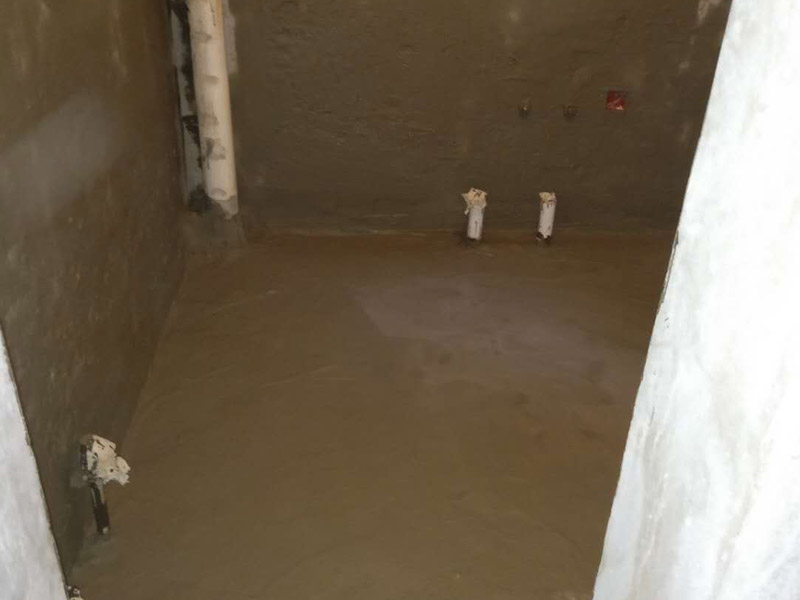 整體簡(jiǎn)單改造裝修：1.前期設(shè)計(jì) -- 2.主體拆改 -- 3.水電改造 -- 4.木工 -- 5.貼磚 -- 6.刷墻面漆 -- 7.廚衛(wèi)吊頂 -- 8.櫥柜安裝 -- 9.木門安裝 -- 10.地板安裝 -- 11.鋪貼壁紙 -- 12.散熱器安裝 -- 13.開(kāi)關(guān)插座安裝 -- 14.燈具安裝 -- 15.五金潔具安裝 -- 16.窗簾桿安裝 -- 17.拓荒保潔 -- 18.家具 進(jìn)場(chǎng) -- 19.家電安裝 -- 20.家居配飾裝修.