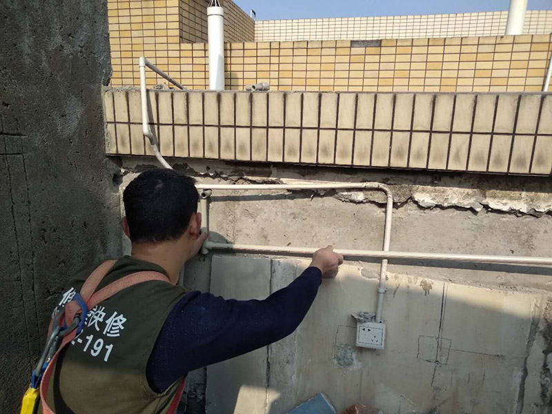 鄭州房屋維修哪家專業(yè)又好用，鄭州鋪地磚工錢多少錢一平方