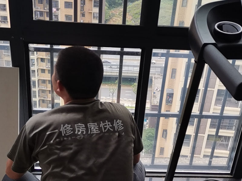 獲取紗窗電話的途徑多，選正規(guī)平臺預(yù)約紗窗維修是根本，別被騙