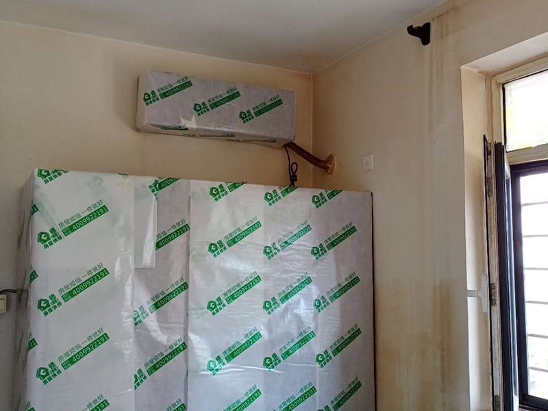 全屋成品保護(hù)方案：施工過程中，已做好的項(xiàng)目可能會因?yàn)楦鞣N各樣的原因遭到損壞，所以正確的施工工序是至關(guān)重要的，同時(shí)還要做好相關(guān)的成品保護(hù)工作。保護(hù)客戶的利益同時(shí)也保護(hù)公司的利益，減少返工，減少維護(hù)，減少人工成本，把客戶與公司的最大化！