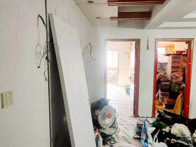 株洲舊門翻新師傅人工費(fèi)多少錢，舊門翻新怎么施工