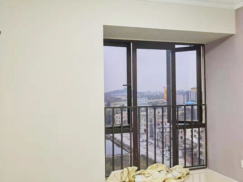 余姚市本地裝修公司怎么找客戶資源，主要方式有自己搭建網(wǎng)站平臺(tái)推廣、以及加盟有訂單的平臺(tái)合作接單，余姚市裝修公司怎么和裝修平臺(tái)合作，如何找到挑選合適的余姚市裝修平臺(tái)接單，先要了解余姚市裝修招商加盟政策，余姚市裝修工人找活平臺(tái)非常多，但是適合自己的則需要仔細(xì)了解。  余姚市裝修平臺(tái)接單非常多，傳統(tǒng)的齊家網(wǎng)、土巴兔、裝信通等，這些裝修平臺(tái)接單區(qū)域覆蓋了余姚市，面向的客戶群里主要是大型裝修公司，室內(nèi)裝修設(shè)計(jì)、別墅裝修設(shè)計(jì)等，繳納保證金普遍是在10萬-30萬不等，像傳統(tǒng)的東易日盛、金螳螂&middot;家、百安居、愛空間等裝修公司都入駐了這些接單平臺(tái)。  新興的余姚市裝修工人找活平臺(tái)，比如：久益一修、益修快裝等，覆蓋全國(guó)各地，余姚市裝修維修免費(fèi)招商加盟，訂單類型包括余姚市室內(nèi)裝修、余姚市房屋維修、余姚市防水補(bǔ)漏、余姚市墻面翻新、余姚市水電維修安裝、余姚市門窗維修安裝、余姚市家具家電維修安裝，房屋裝修維修一站式服務(wù)施工品牌，訂單類型多。  余姚市裝修招商加盟優(yōu)先推薦找能夠保訂單量的平臺(tái)合作，好是平臺(tái)只招募一個(gè)加盟商，規(guī)避內(nèi)部競(jìng)爭(zhēng)，益于訂單成交！選擇訂單類型多的平臺(tái)，套餐類裝修平臺(tái)很多，通常業(yè)務(wù)量小 ，競(jìng)爭(zhēng)大，平臺(tái)收費(fèi)貴等，推薦選擇服務(wù)費(fèi)根據(jù)訂單量的多少按月算，保證金在5萬遠(yuǎn)以上的，這樣有益于減少加盟商的經(jīng)營(yíng)風(fēng)險(xiǎn)。