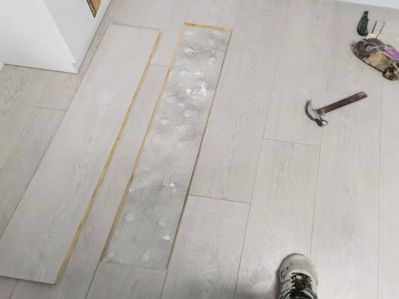 ?？诘匕灏惭b師傅通常是怎么施工的