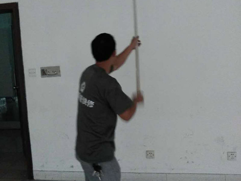 毛坯房自己動手裝修,毛坯房簡單裝修下1、2萬夠嗎？85平方