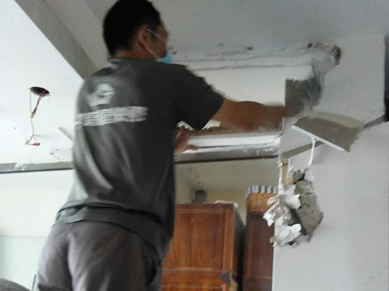 毛坯房美容店裝修,新買的毛坯房無錢裝修，怎么裝修可以住人