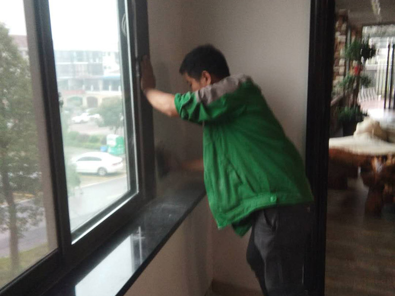 重慶廚房漏水是怎么回事，重慶廚房怎么預(yù)防漏水問題