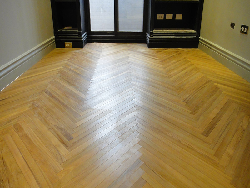 實(shí)木地板翻新價(jià)格