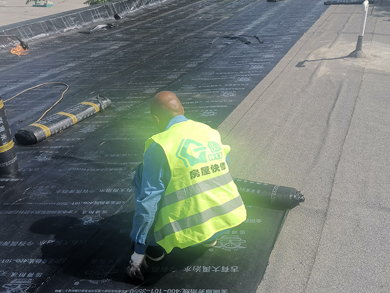 裝修后出現(xiàn)漏水問題怎么辦，專業(yè)重慶裝修公司通常這樣處理