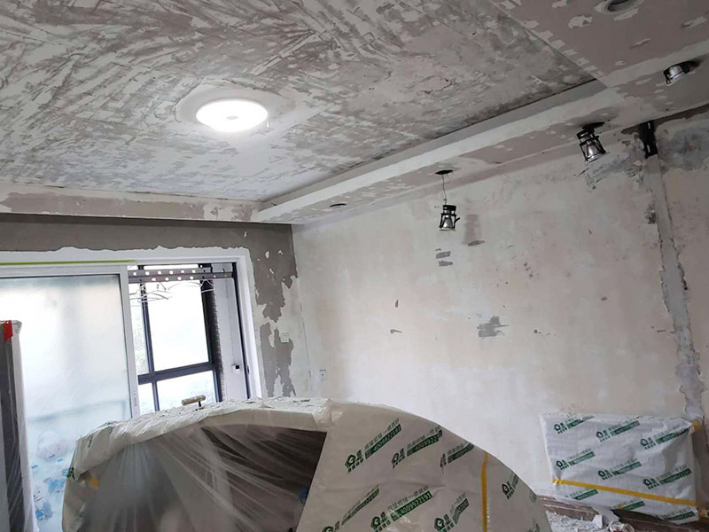 找廣州專業(yè)墻面維修公司上門，修墻皮大約多少錢