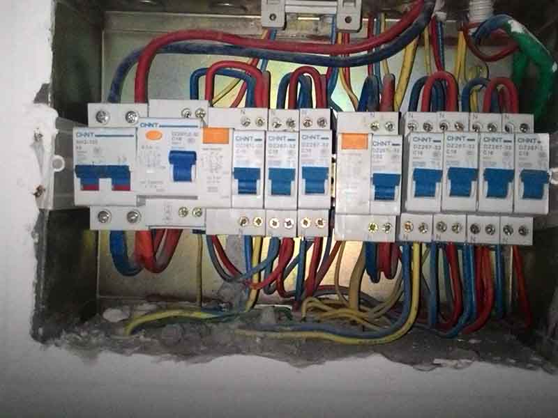 電推上去幾分鐘跳閘怎么修？三種常見(jiàn)跳閘原因逐個(gè)檢查即可解決