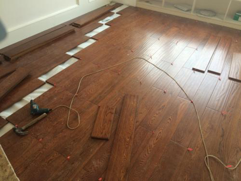 木地板翹起來了怎么修復(fù)，怎么做才能防止木地板翹起來呢