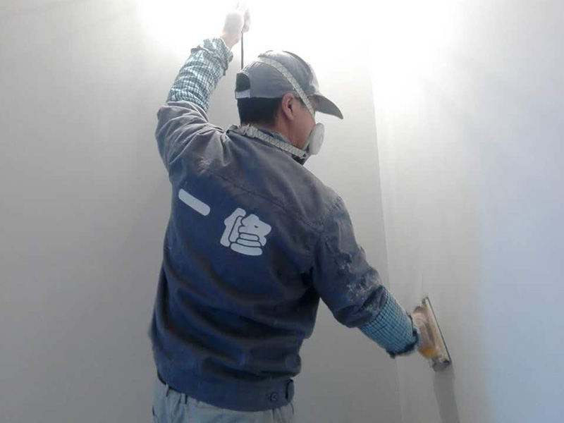 墻壁涂料粉刷注意事項(xiàng)多，未干墻面粉刷