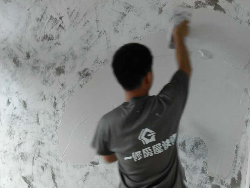 開(kāi)裂乳膠漆修補(bǔ)，基層材質(zhì)過(guò)差應(yīng)重做基