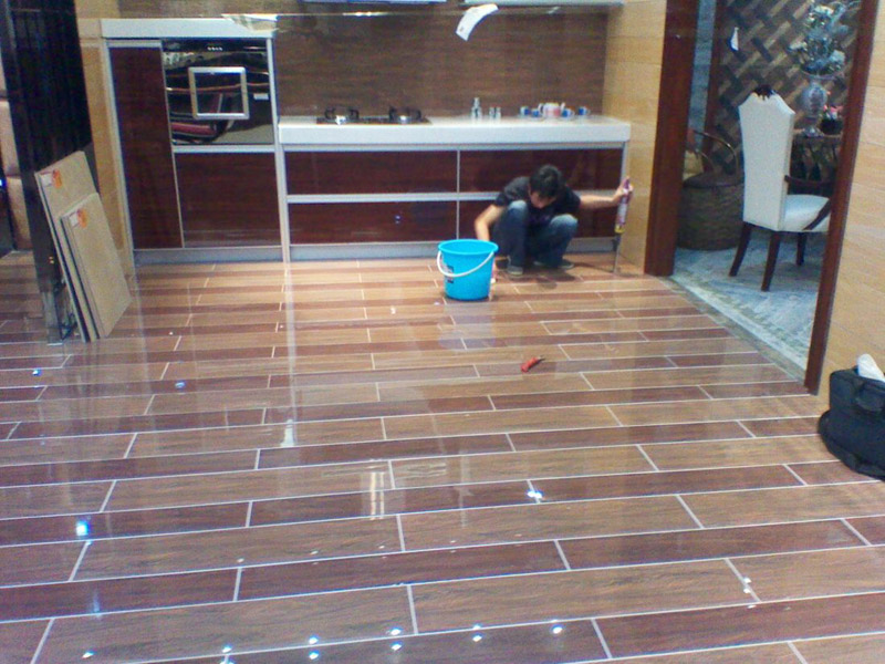 瓷磚美縫好處多，防水耐磨不沾臟污易清