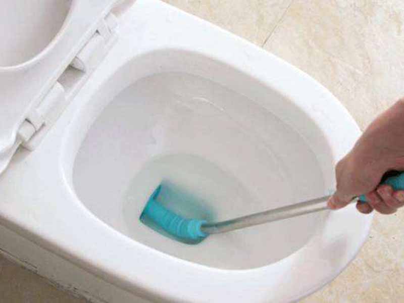 馬桶堵住了怎么疏通？這些方法超簡單，