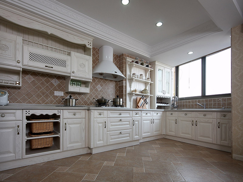 老房子廚房裝修簡(jiǎn)易，舊房改造裝修效果