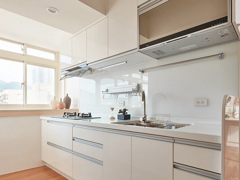 南京都會四季東區(qū)10平方臥室裝修設(shè)計(jì)