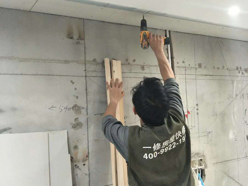 有做外墻保溫的工人嗎，外墻保溫工人危