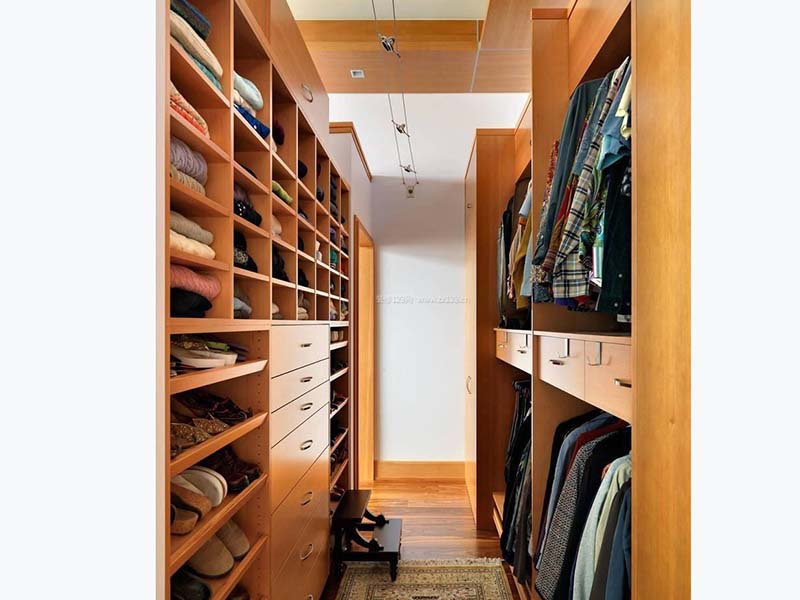 衣帽間衣柜定制多少錢(qián)，衣帽間衣柜定制