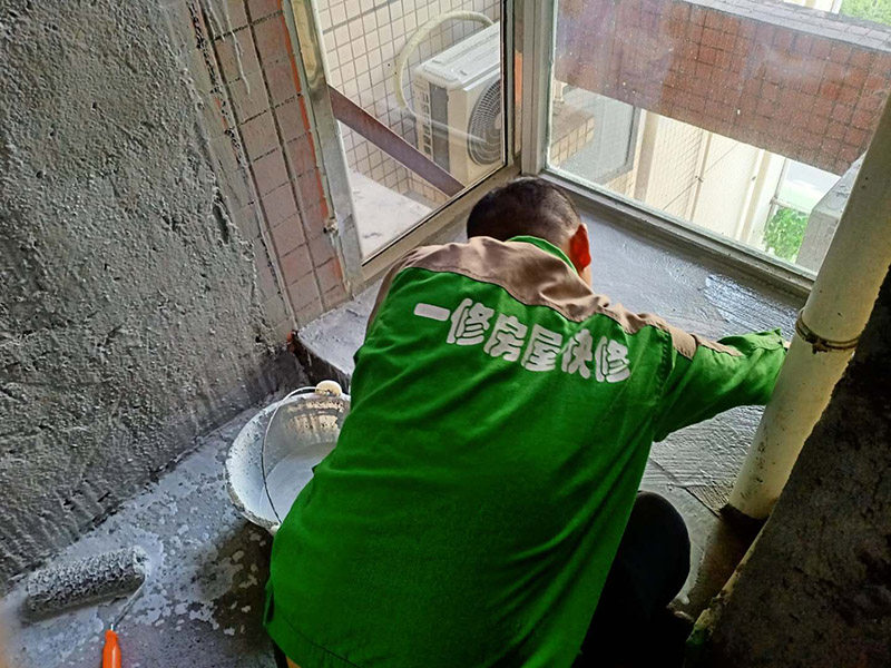 衛(wèi)生間漏水到樓下怎么辦，衛(wèi)生間漏水要