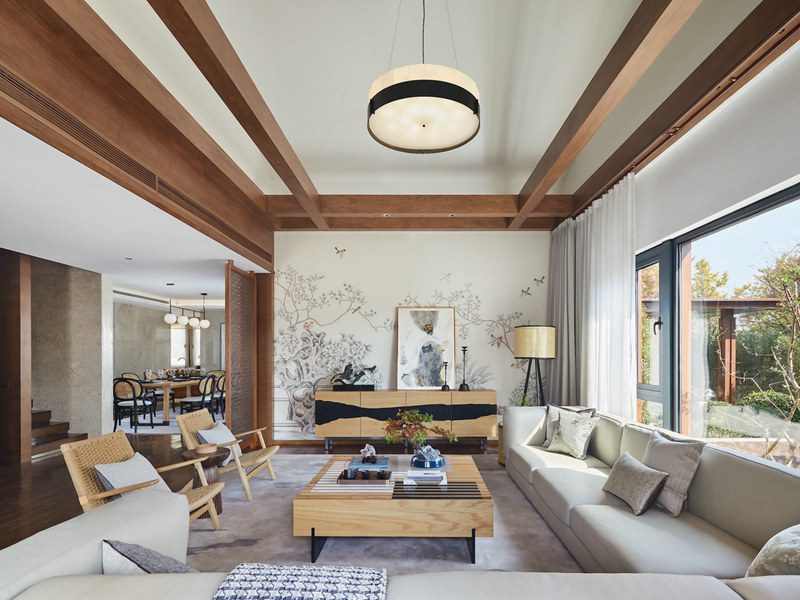 led燈打開只發(fā)弱光不亮，找的附近師