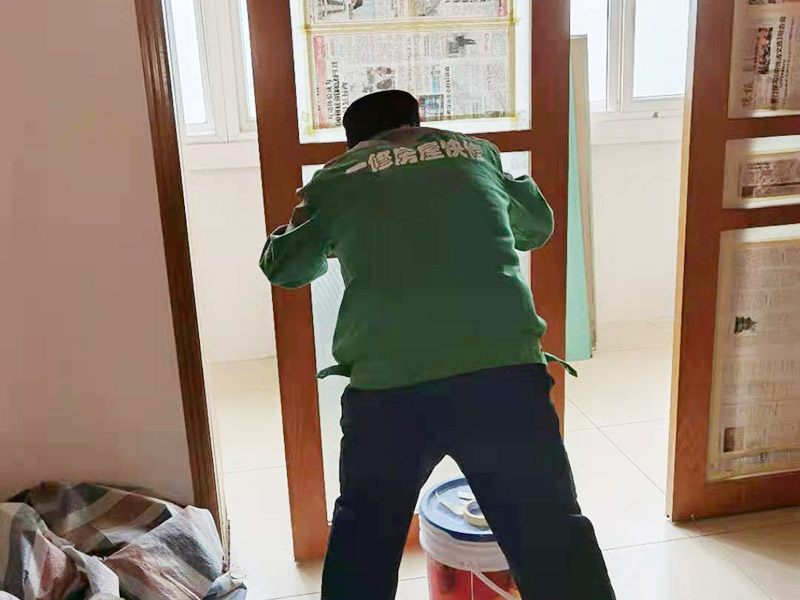 找不到維修木門師傅電話的時(shí)候，自己如