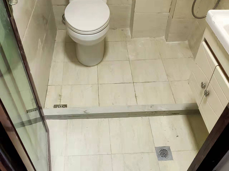 衛(wèi)生間漏水不砸磚補(bǔ)漏是否可行，具體應(yīng)