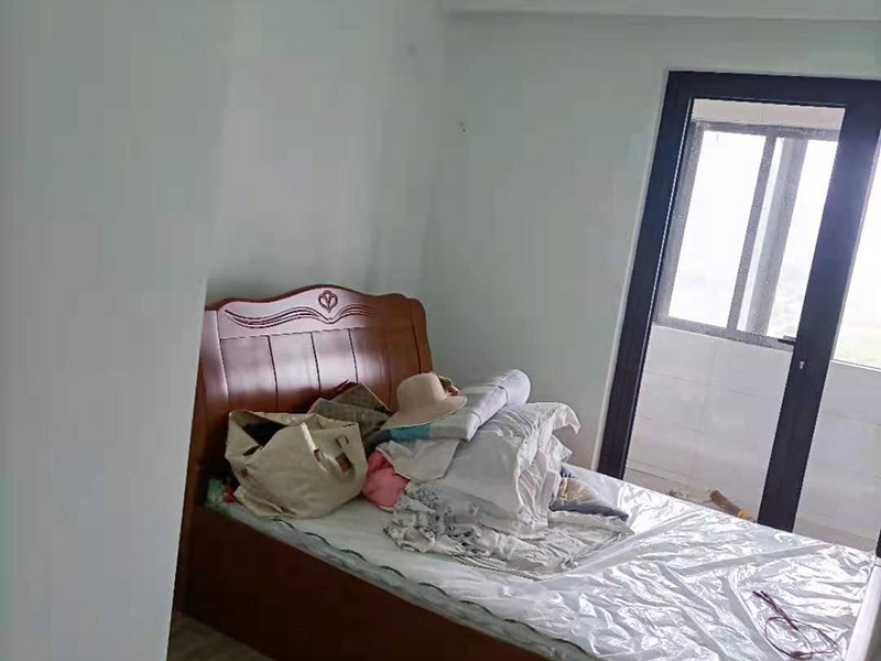 墻面瓷磚不拆如何翻新？廣州荔灣區(qū)墻磚