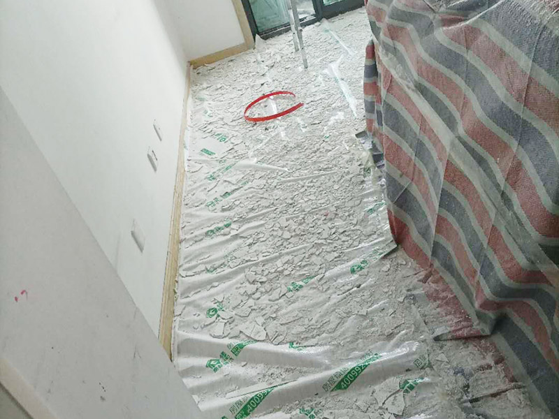 室內(nèi)墻面有裂縫滲水怎么處理