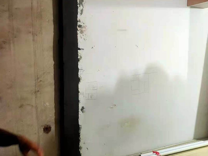 洗手間墻面潮濕可以直接做防水嗎？