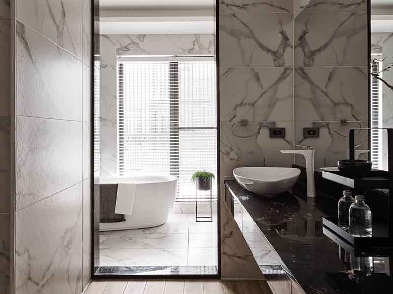 ?？谑协偵絽^(qū)衛(wèi)生間裝修