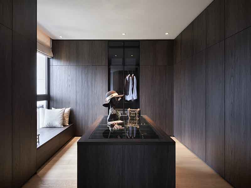 ?？谑行阌^(qū)舊房裝修