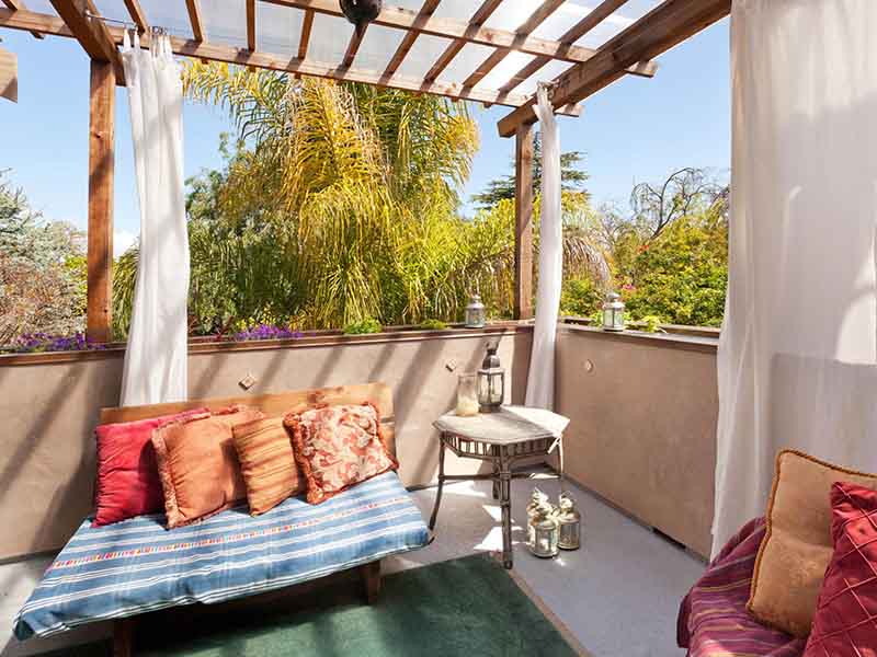 ?？谑袇^(qū)屋面防水補漏不砸地裝修-鋪卷材