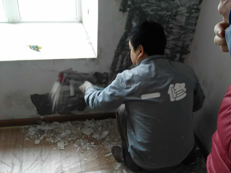 刮膩?zhàn)佣嗌馘X(qián)一平米？裝修油漆刮膩?zhàn)佣嗌馘X(qián)一個(gè)平方？