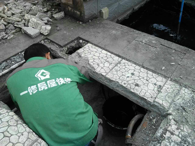 深圳屋頂防水補漏 深圳福田區(qū)翠?；▓@專業(yè)屋面防水補漏工程